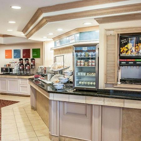 Comfort Suites Fort Wayne - Southwest Екстер'єр фото