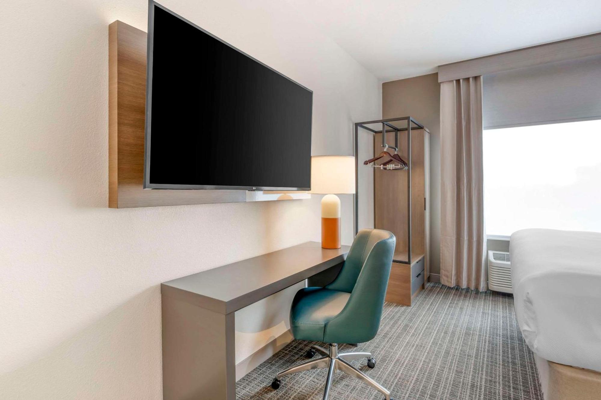 Comfort Suites Fort Wayne - Southwest Екстер'єр фото